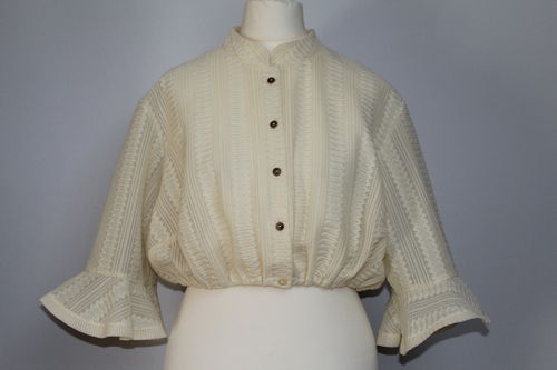 Vintage - Dirndl - Bluse Gr. 50 - VERKAUFT !